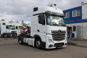 Ťahač Actros 1845 SNRL Lowdeck