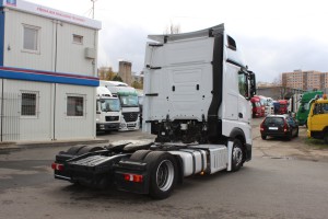 Ťahač Actros 1845 SNRL Lowdeck